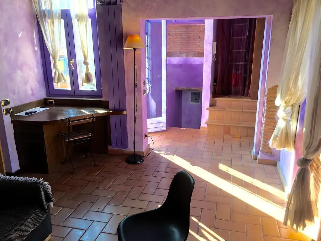 Apple House Apartment Rome Italy